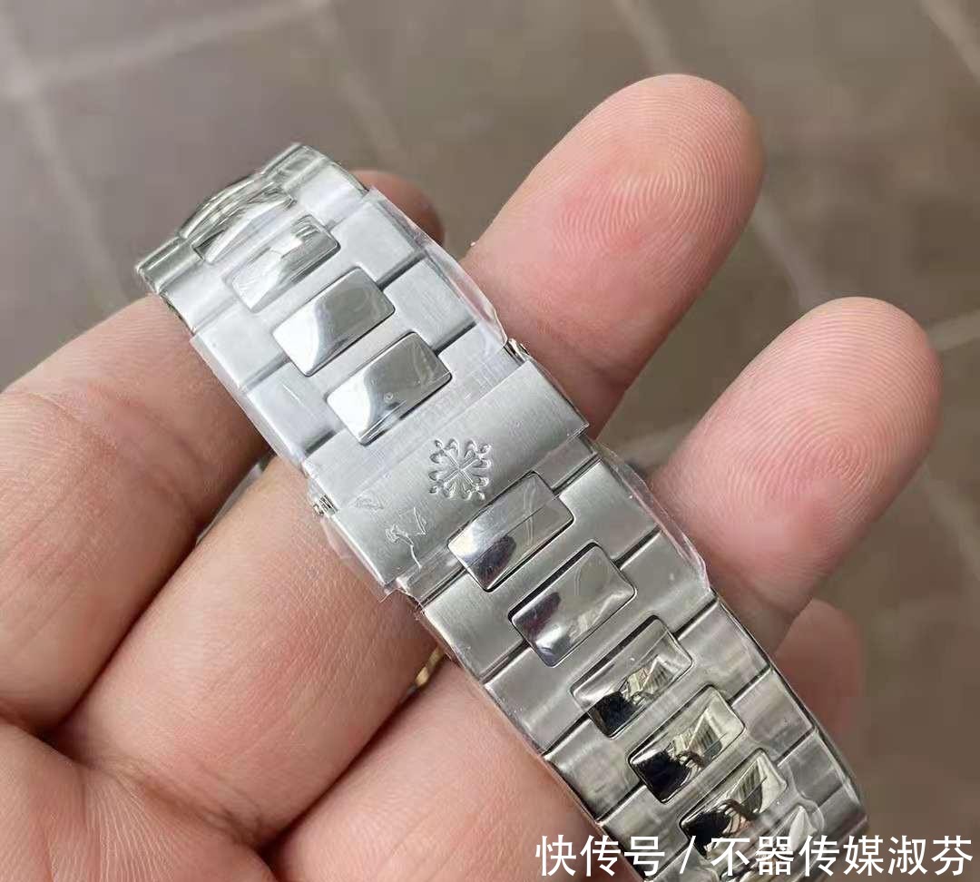 拉丝|百达翡丽鹦鹉螺腕表停产,排队的人怎么办?其实,这样也行