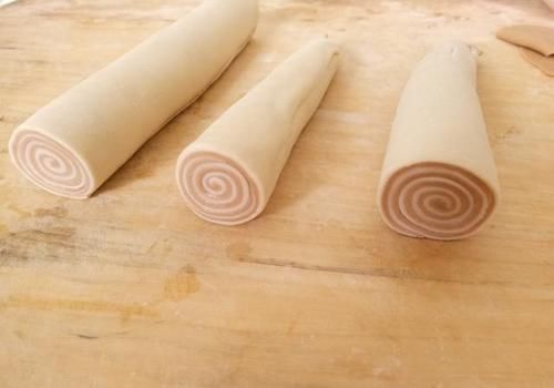 宅在家里教你做怀旧小零食猫耳朵，简单卫生，比薯片好吃百倍