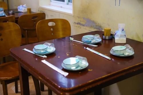 家小|慈城有家小馆子环境差，停车难，凭什么驱车40多公里还要去吃？