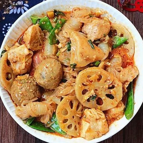 大人孩子抢成一片的家常美食，简单易学，吃起来真过瘾！