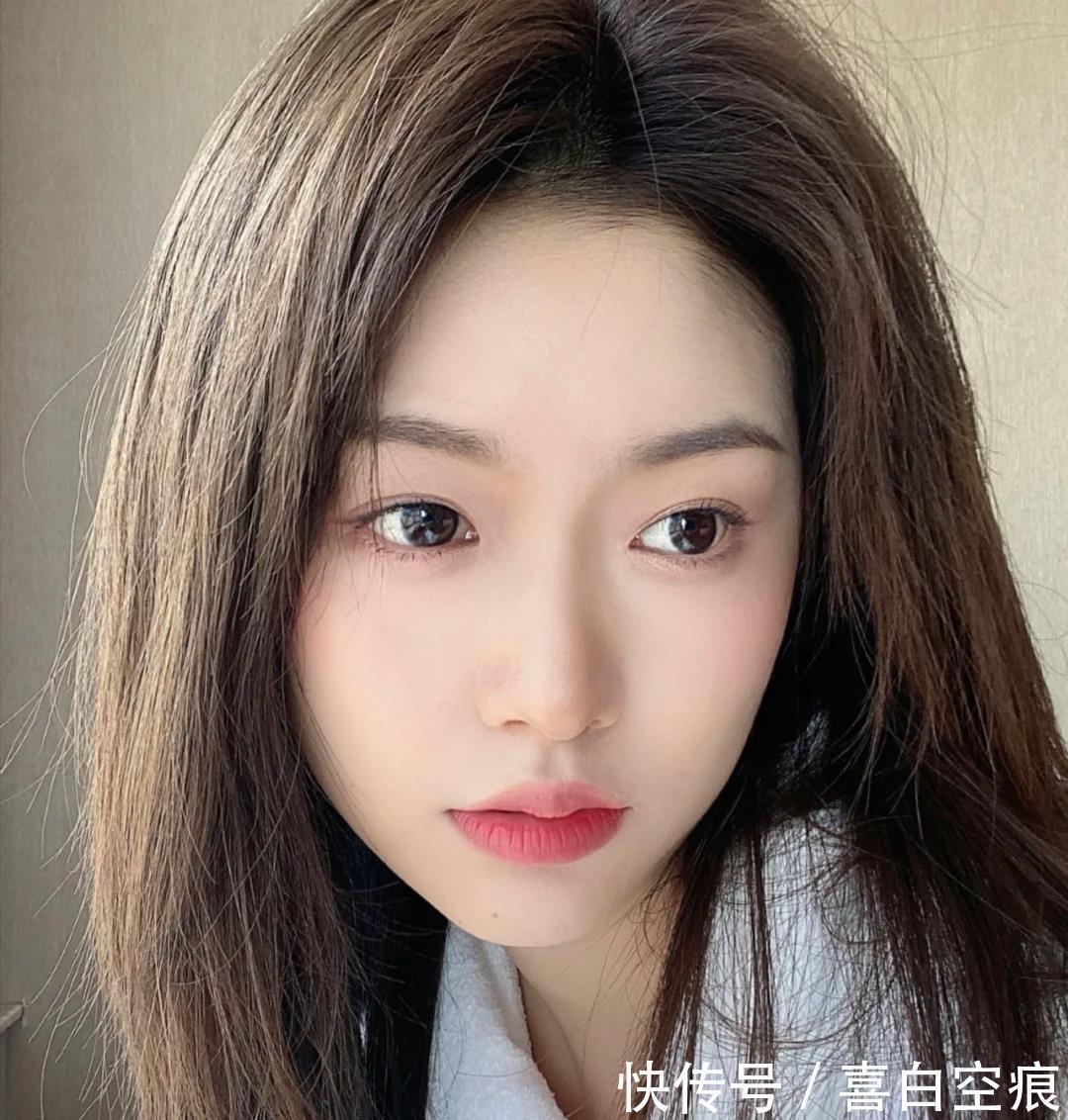 女生晚上坚持做这些事，皮肤越来越细腻光滑，适合懒人姐妹