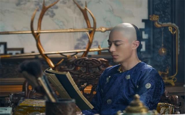 雍正|乾隆皇帝的真容，被西方画师偷偷画下成为宝物，网友：就长这样