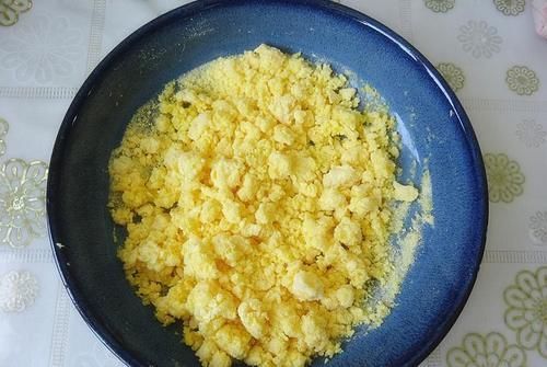 发糕的做法|早餐天天吃它也不腻,比蛋糕还软还香,营养达标热量低,儿子最爱