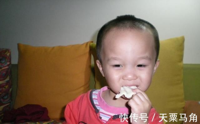 营养|5岁孩子肠胃衰竭,看到孩子的早餐,医生怪不得没一样有营养