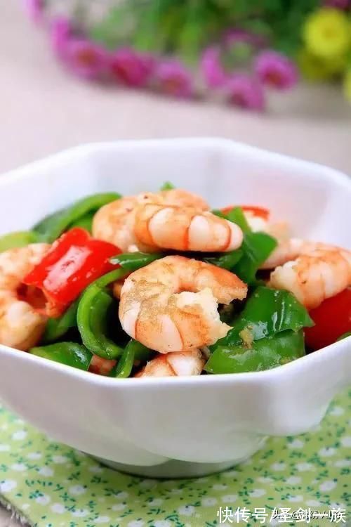 天气冷，这12道下饭菜一定要试试，吃一次就上瘾，小朋友太喜欢吃