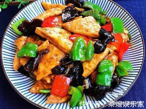 快手|快手又好吃的下饭菜，胡椒虾、家常豆腐、豆瓣鱼，孩子多吃一碗饭