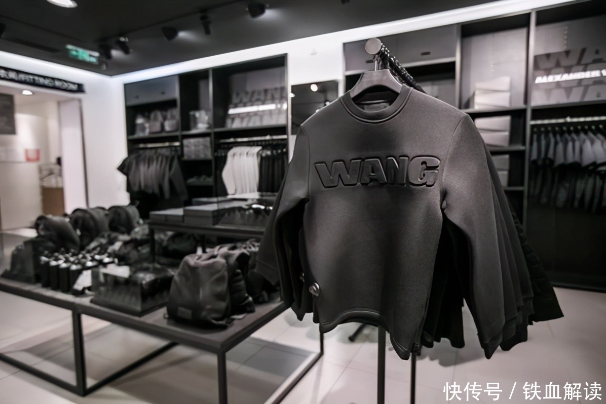 H&M又出事?这回越南人不干了,要求其立刻从国内滚出去