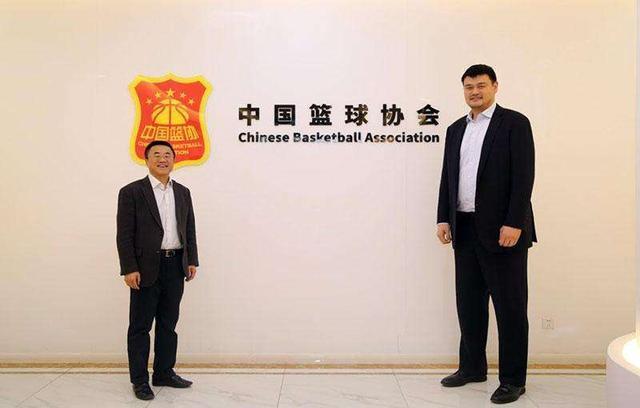 中国男足|限薪!重视青训!国足归化也没用,感谢姚明,彻底拯救中国男篮