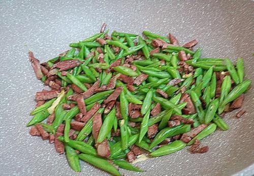 补血|吃猪肝不如吃它,铁是猪肝的2倍,补铁补血抗衰老,脸色红润精神好