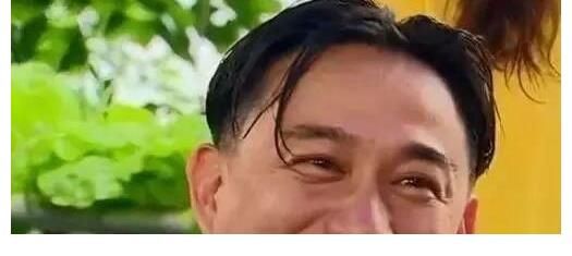 如果說小廚神是他的標(biāo)榜，那么《深夜食堂》就是擴(kuò)展影響力的開端