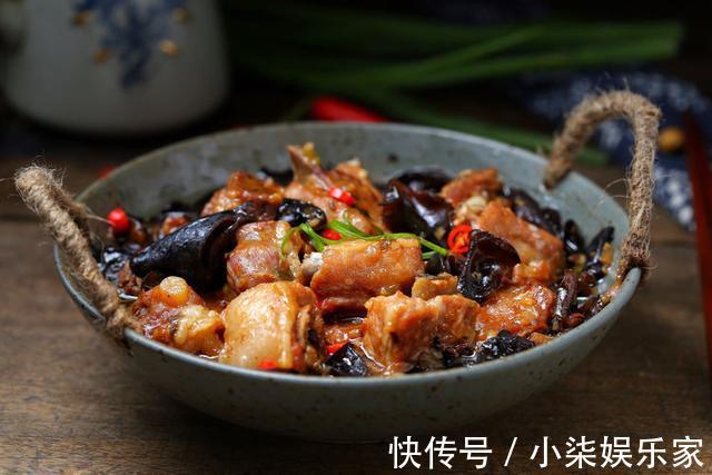 鲜香|不用油的排骨做法，照样鲜香扑鼻，健康不油腻营养不流失