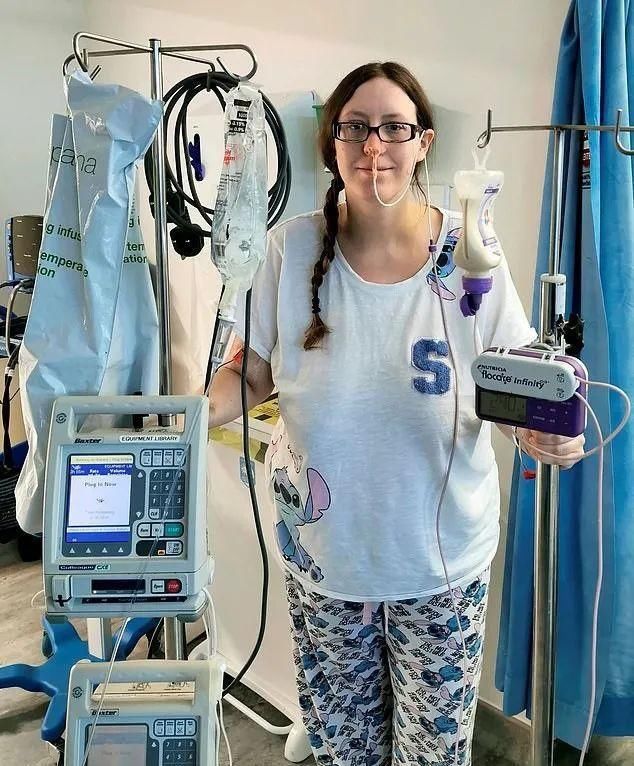 怀孕|孕期每天孕吐50次，生完娃瘦了100斤…这位妈妈也太辛苦了