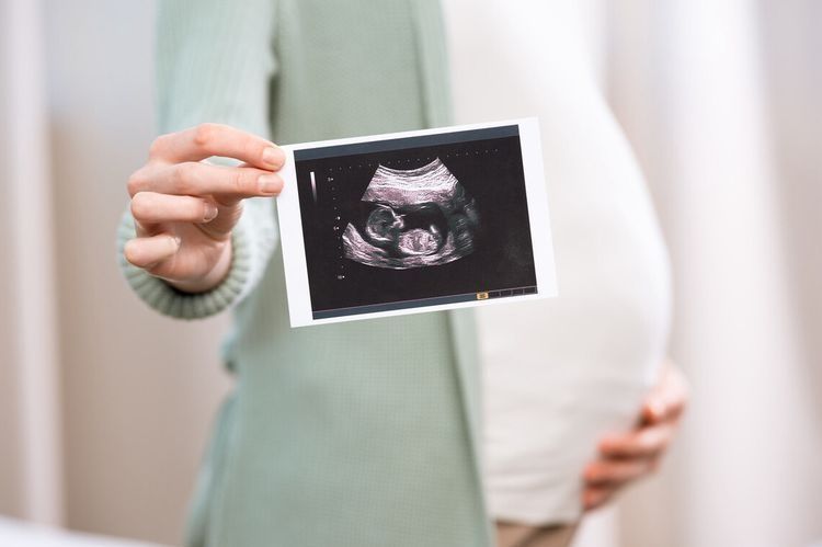 补充水分|孕妇羊水质量好不好，看这3个表现就行，全中的可以放心养胎了