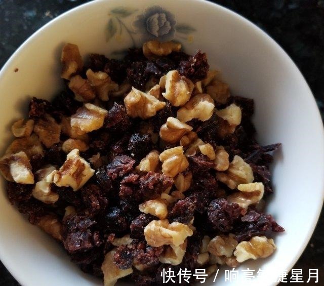 核桃蔓越莓软欧,外脆内软,越吃越香!