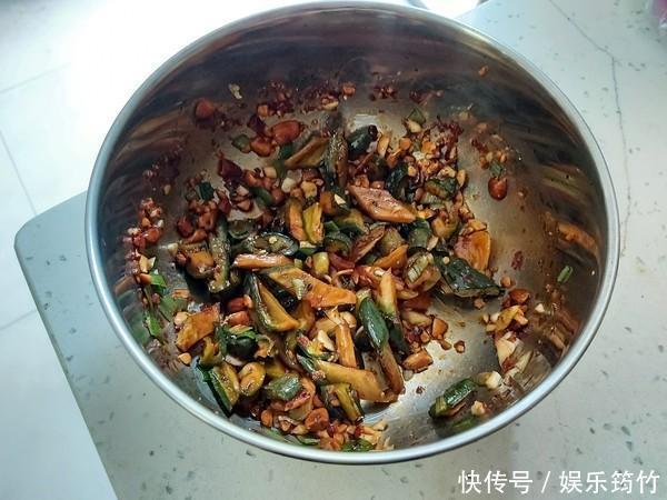 晒干的萝卜干要这样做,开胃下饭,给肉都不换,能多吃一碗饭