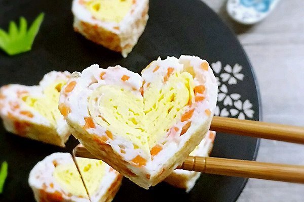 蛋卷|鸡蛋和胡萝卜变着花样做早餐鸡蛋卷,给你爱的人做这样的早饭吧!