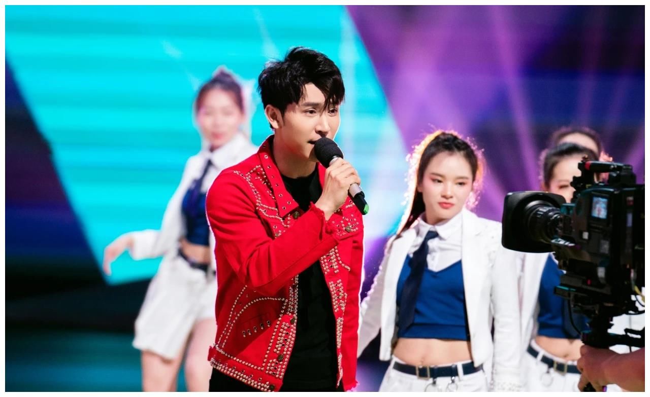 李彩桦|鲍春来李彩桦郝劭文都来了，《见多识广3》打响知识擂台