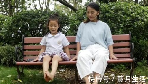 双脚|这条“筋”越软,人就越长寿每天敲一敲,简单养生很轻松