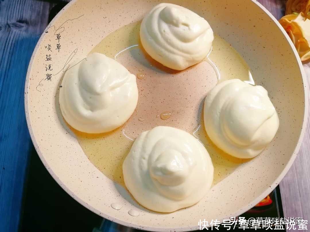 搅拌均匀|做什么蛋糕？蛋奶酥比蛋糕更容易上手，而且口味更香酥