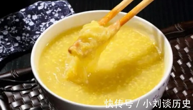 小米粥|立秋后,这3种粗粮建议多吃点,营养美味还不贵,应季而食身体棒