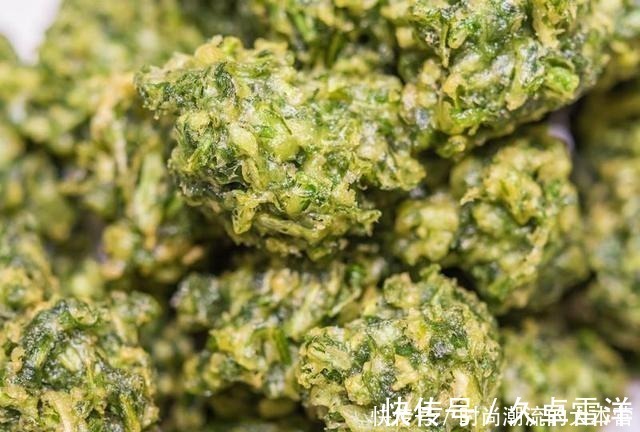 茼蒿丸子|失眠最怕这菜,才2块钱1斤,隔三差五吃一顿,一觉睡到大天亮