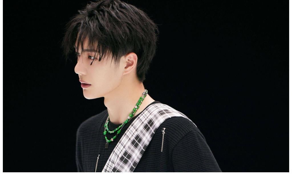 《街舞4》即将开播,王一博接连上热搜,观众直言:反差太大