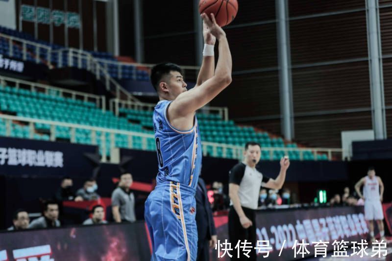 北京队|北京VS青岛?但这也只是一场热身赛!然后四名外援共奔赴顺德