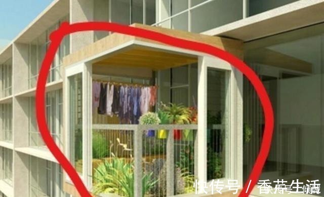 木塑板|我滴妈呀! 这户人真聪明, 只需在阳台加这个, 即使天天下雨也不愁!