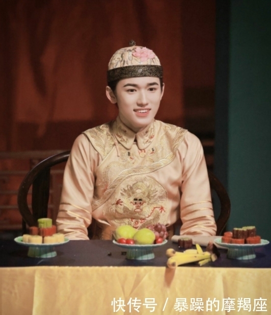 吴彤|在《王牌对王牌》不起眼,到了萌探成团宠,令杨紫黄子韬感慨万千