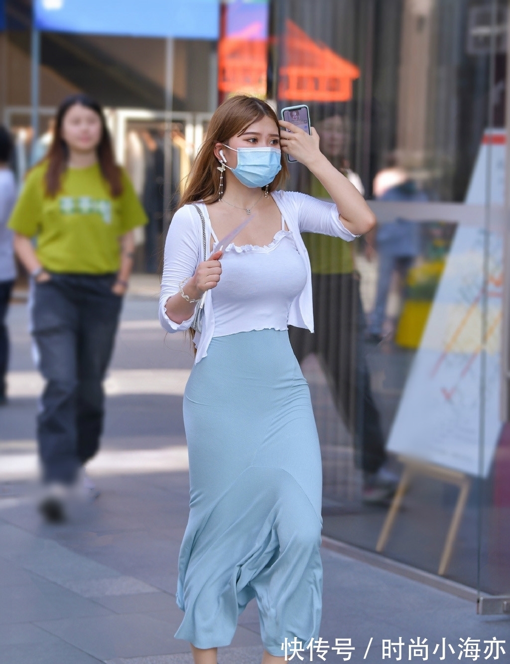 半身长裙 飘逸又有型,适合时尚女生的半身长裙穿搭,让你美美过夏天