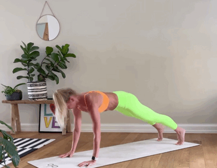 动作|练瑜伽，为何建议你一定要加强上背力量的练习？