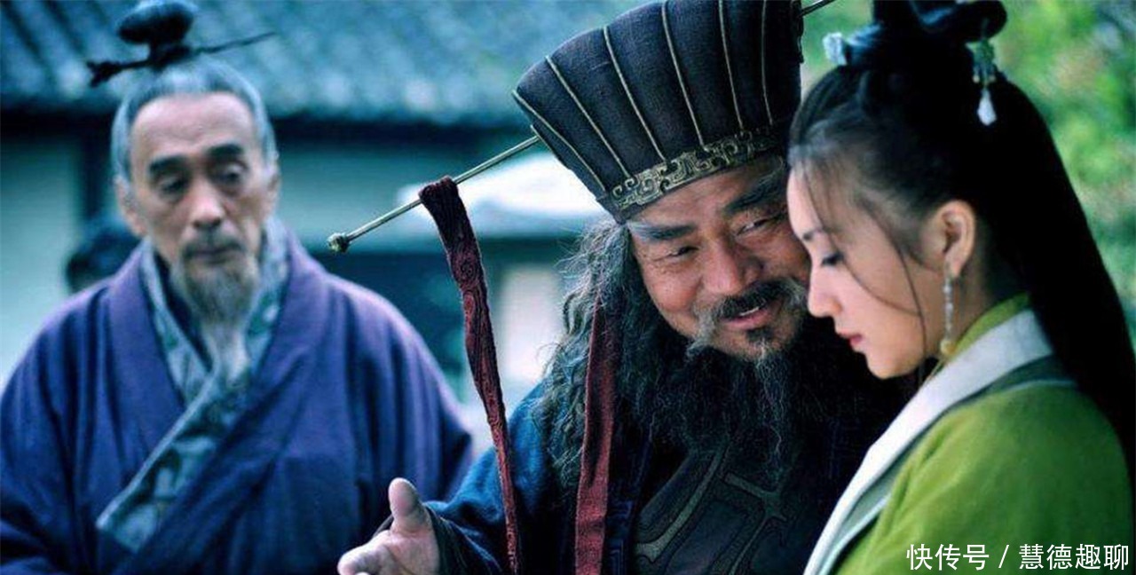 天下|他才是三国中最厉害的人，搜罗天下美人，结果被点了天灯！