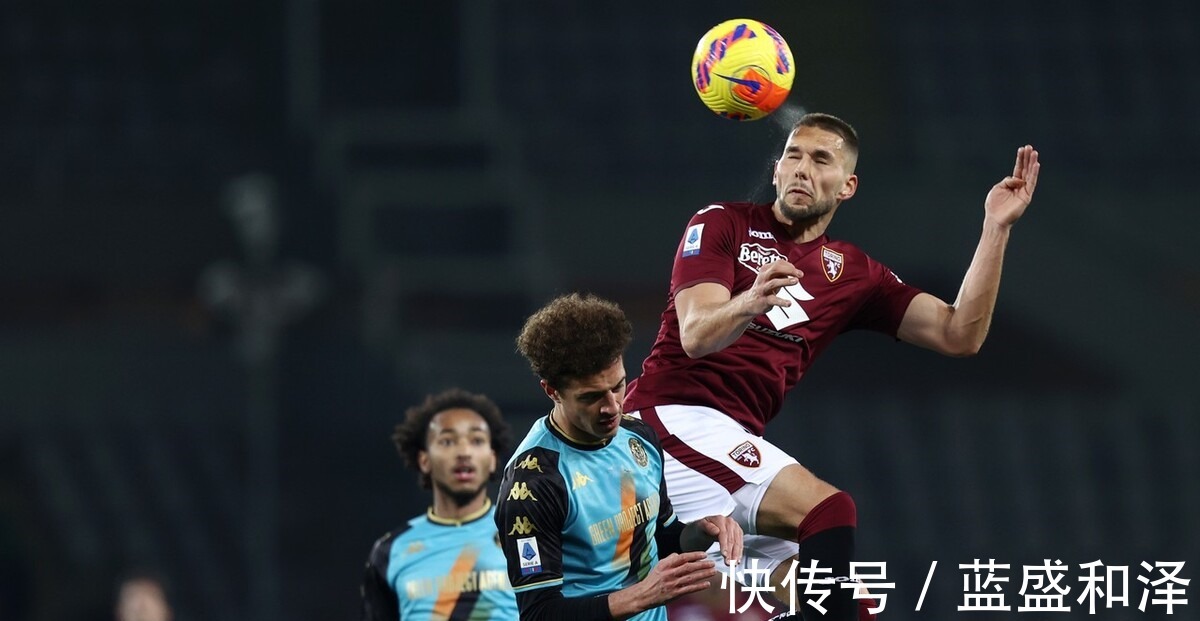 7冠王|2-1,闪电丢球+8分钟轰2球,穆帅绊脚石爆发,意甲7冠王打回原形!