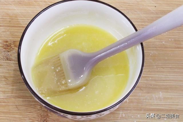 酥脆|孩子最爱吃的红糖酥饼，掌握正确的做法，层层酥脆，放凉不回软