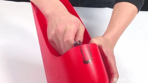 全家|洗衣液空瓶扔掉等于在扔钱切几刀放在厨房,全家人都要抢着用