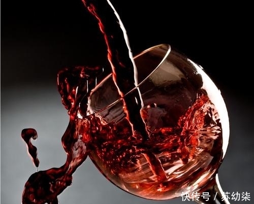 白葡萄酒|你们知道白葡萄酒是怎样来酿造的呢?