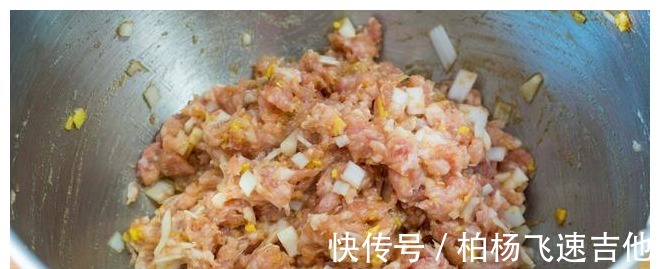玉米肠|自制糯米肠家庭做法，咸香软糯没有添加剂，食材做法都简单，解馋！