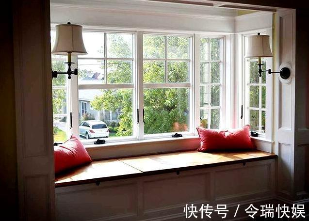 柜子|飘窗只知道放绿植4种更实用的设计，奢华又上档次