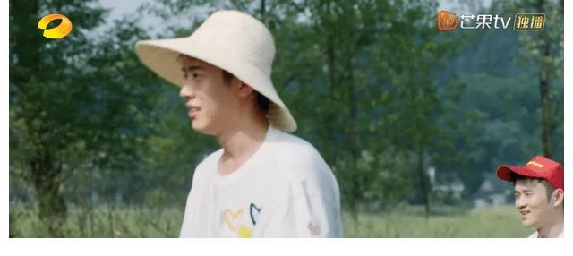 彭昱暢|張子楓與梁靖康互動(dòng)不避嫌，彭昱暢故意拱火，差點(diǎn)讓黃磊下不了臺