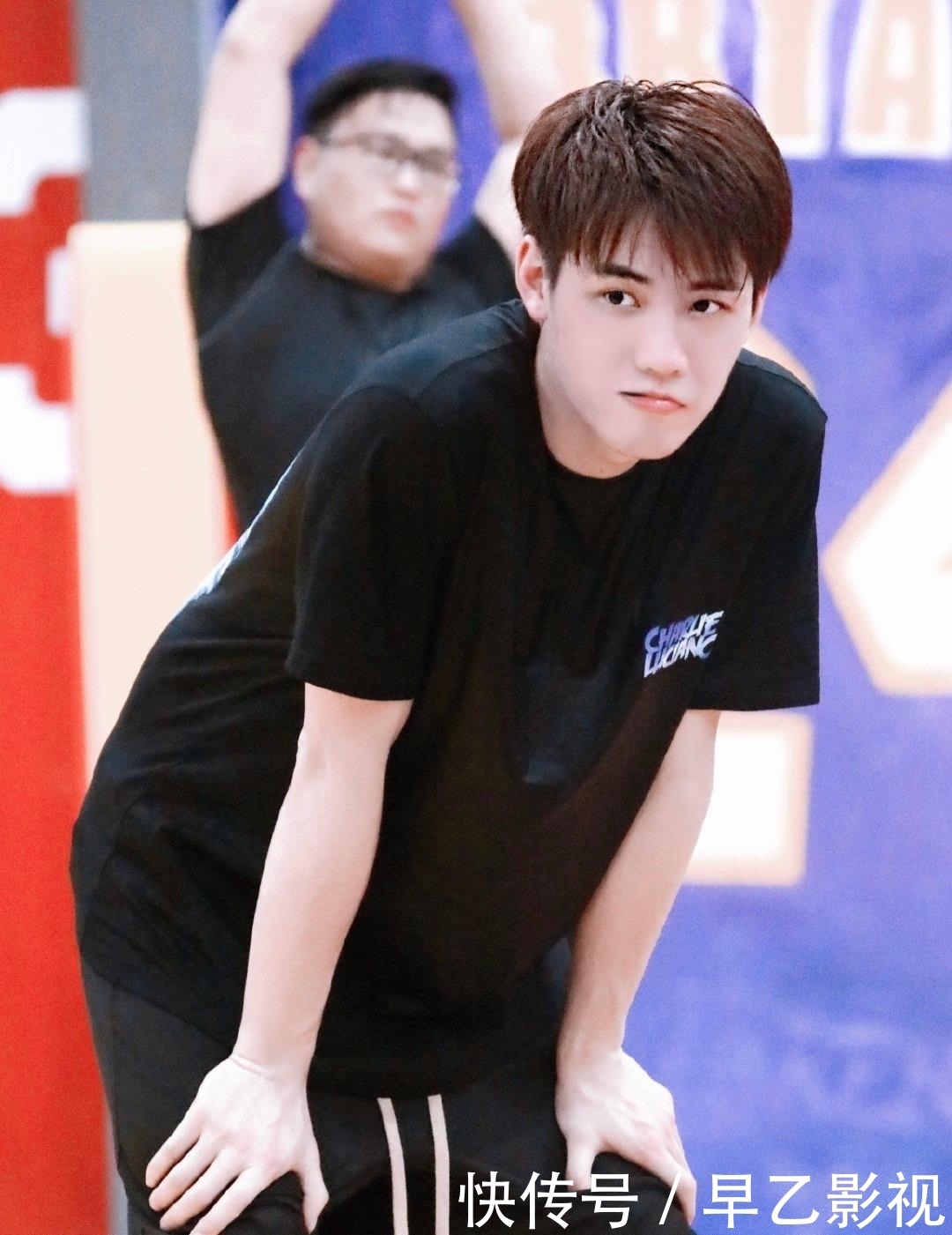 艺人|杨超越参加恋爱综艺,与侯明昊组成CP,任豪退出