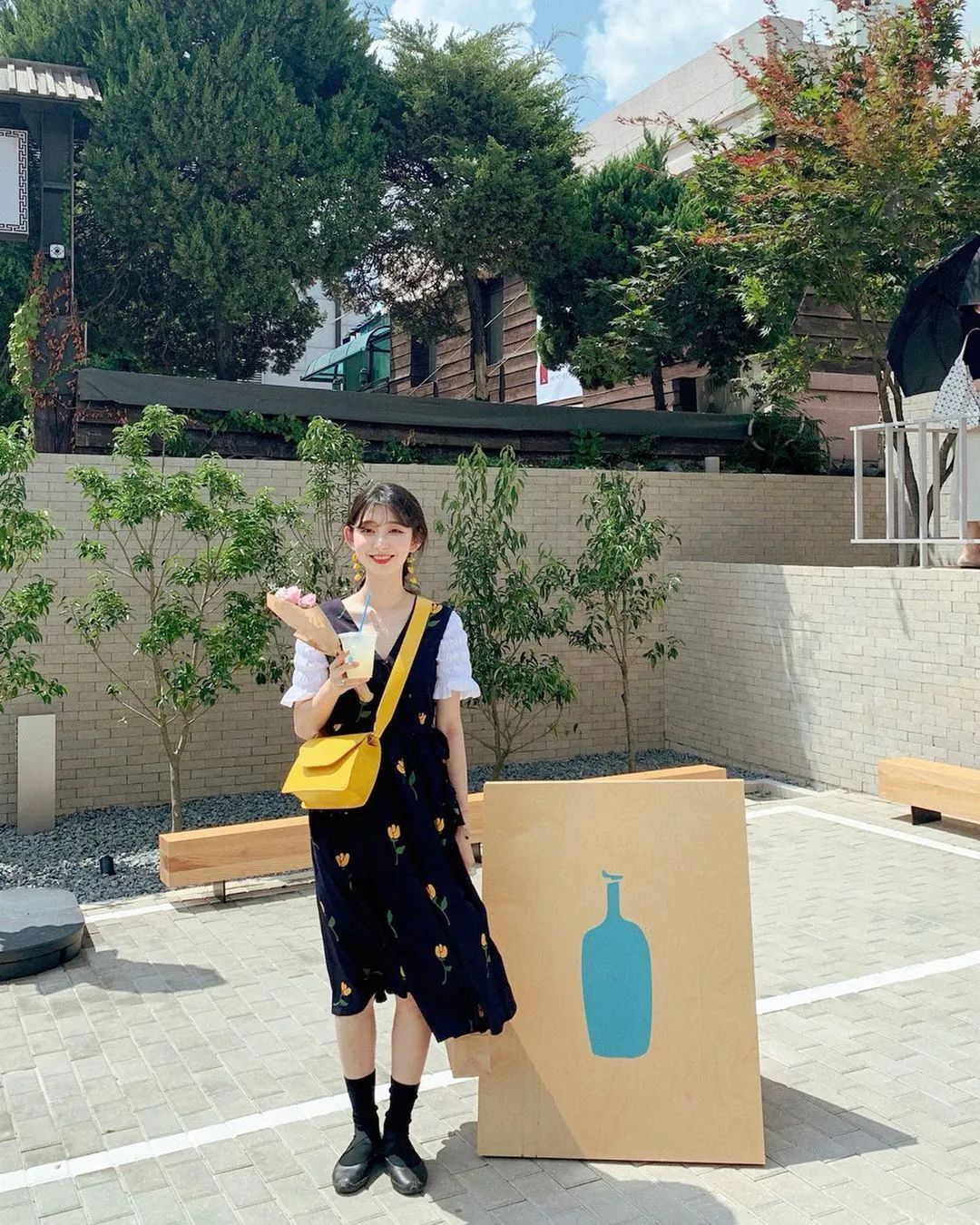 小姐姐|裙子款式太多怎么选？今夏流行穿“茶歇裙”，气质又显高