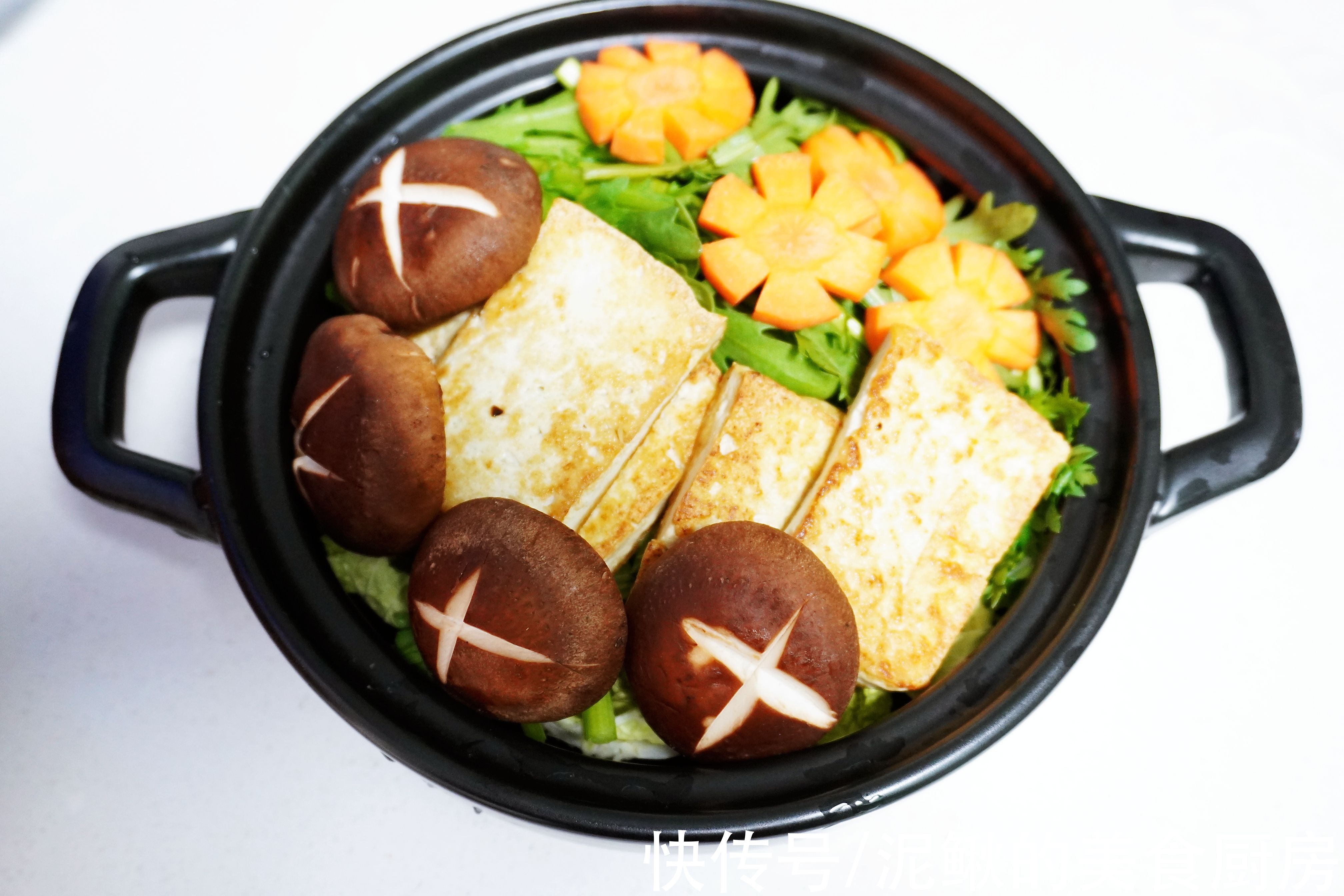 冬天快手菜，有肉有菜一锅出，热气腾腾，暖胃又暖身