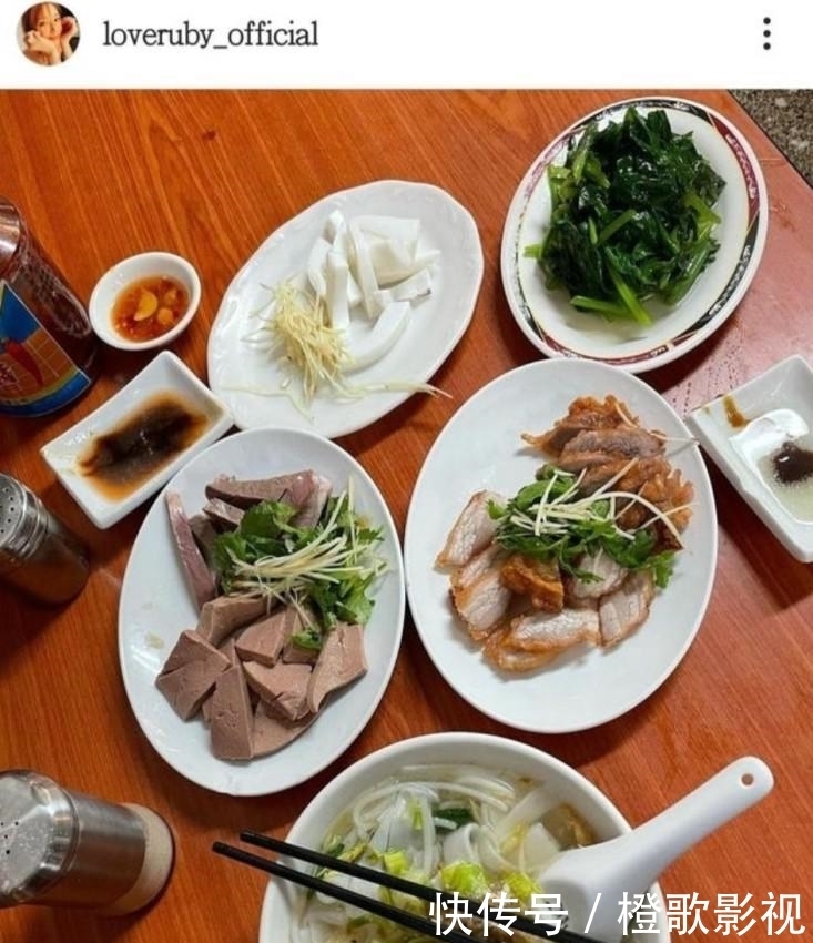 难吃 林心如称自己会做饭了!此前在家全靠保姆,还被女儿嫌弃做饭难吃