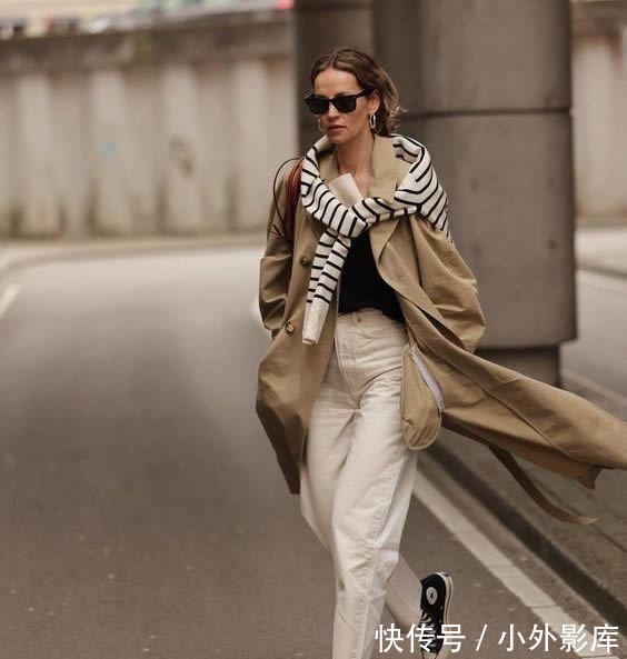 叠穿 必学!初秋针织衫的“个性叠穿”法,穿衣小白瞬间晋级时髦精!