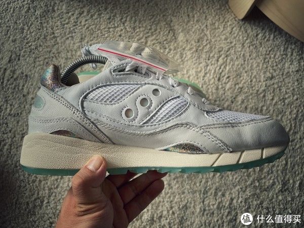 鞋盒 Sneaker 篇一百三十七：Saucony Shadow 6000 30周年“Pearl”