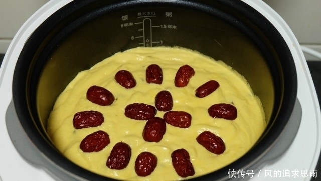 南瓜和|早餐蛋糕自己做，用料简单做法更简单，不用烤箱更轻松，香甜美味