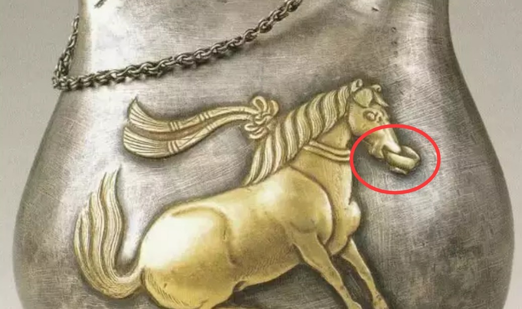 马衔杯|唐朝有件珍贵的马衔杯,它的模样留了下来,可是实物却没有找到