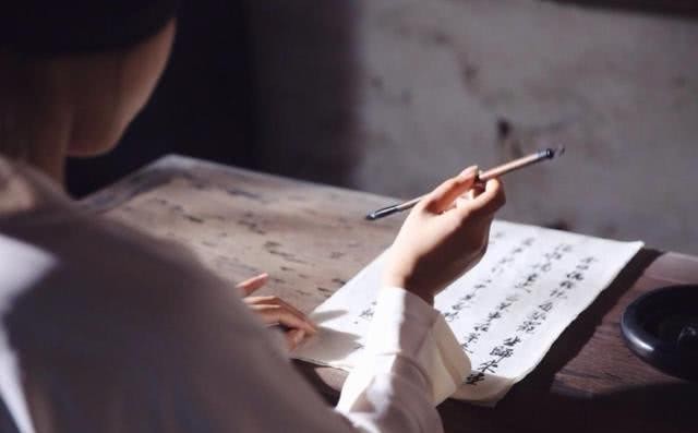 都知李清照是千古才女,但很少有人知道,李清照与秦桧竟然有联系