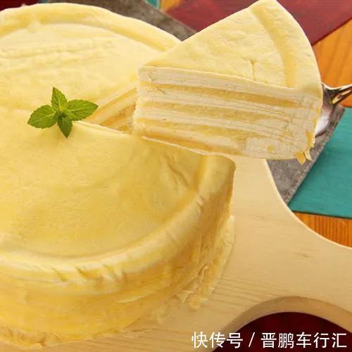 榴莲|外面齁贵的榴莲千层蛋糕，在家只要一个平底锅就能做？就这么简单