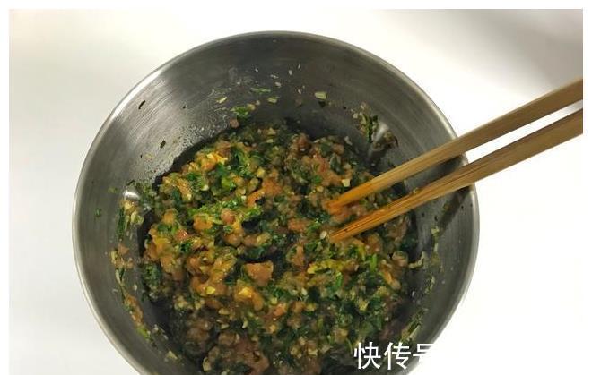 多汁|春天尝鲜,韭菜白菜靠边站,这两种食材正当季,鲜美多汁,别错过